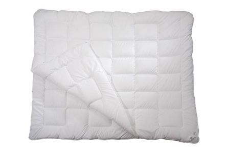 CLASSIC 4 Pory Roku.jpg